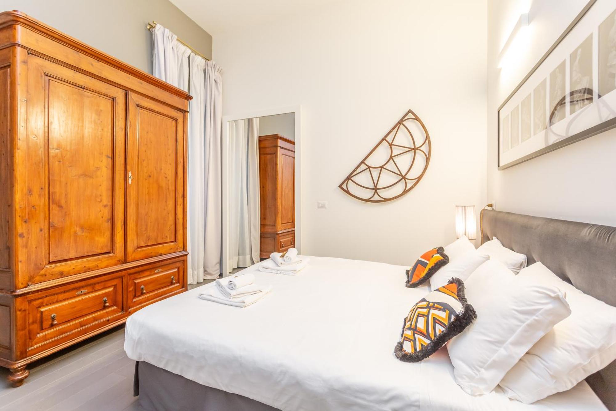 Spanish Steps Deluxe Apartment Рим Экстерьер фото